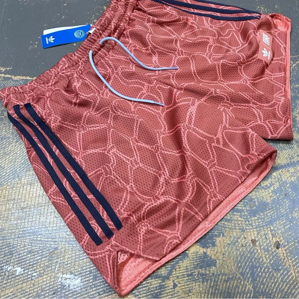 Adidas Hoop York City Basketball Shorts Medium IP6899 Pink  HYC 3 - Picture 5 of 12